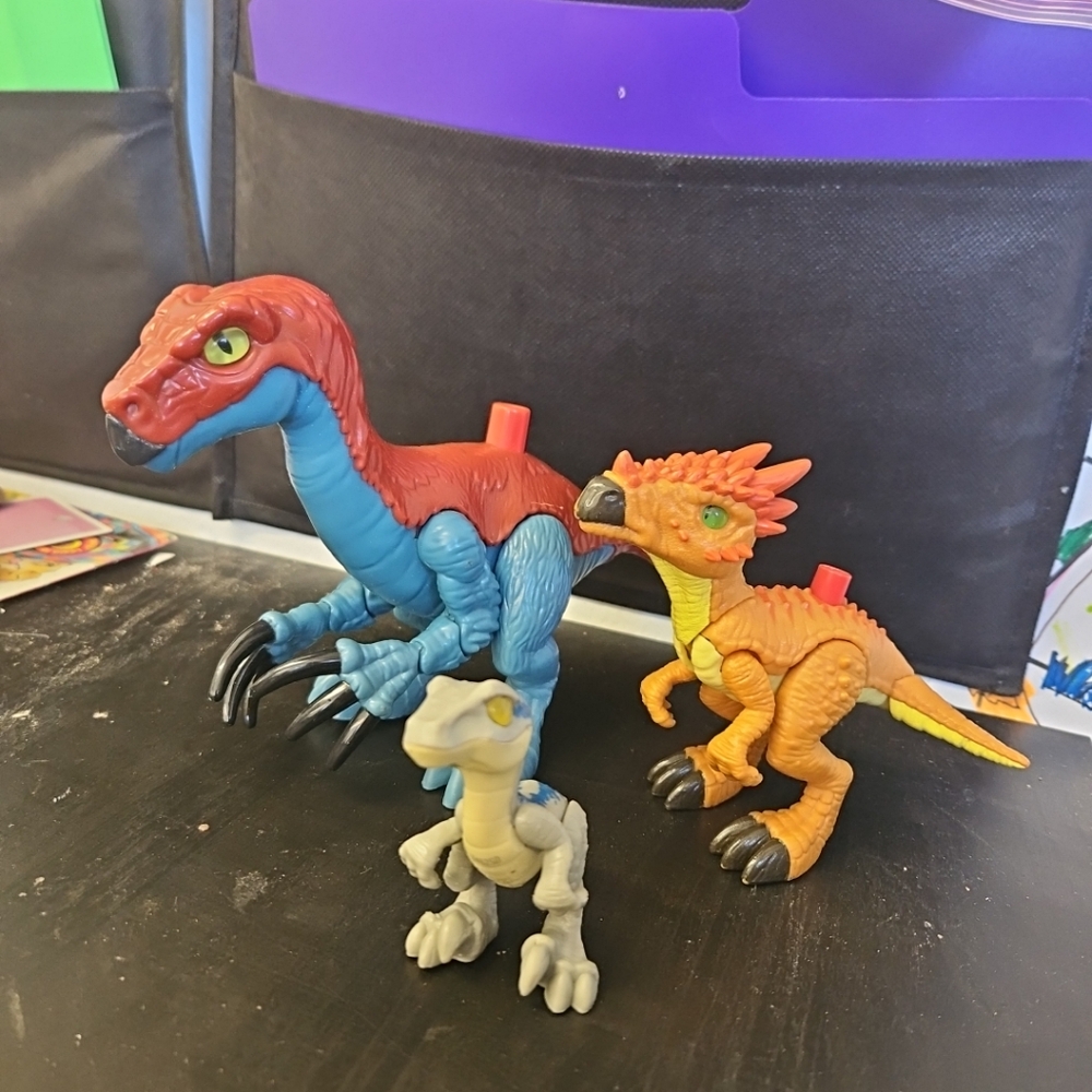 Lot 3 Jurassic Park World Dinosaurs Imaginext Toys